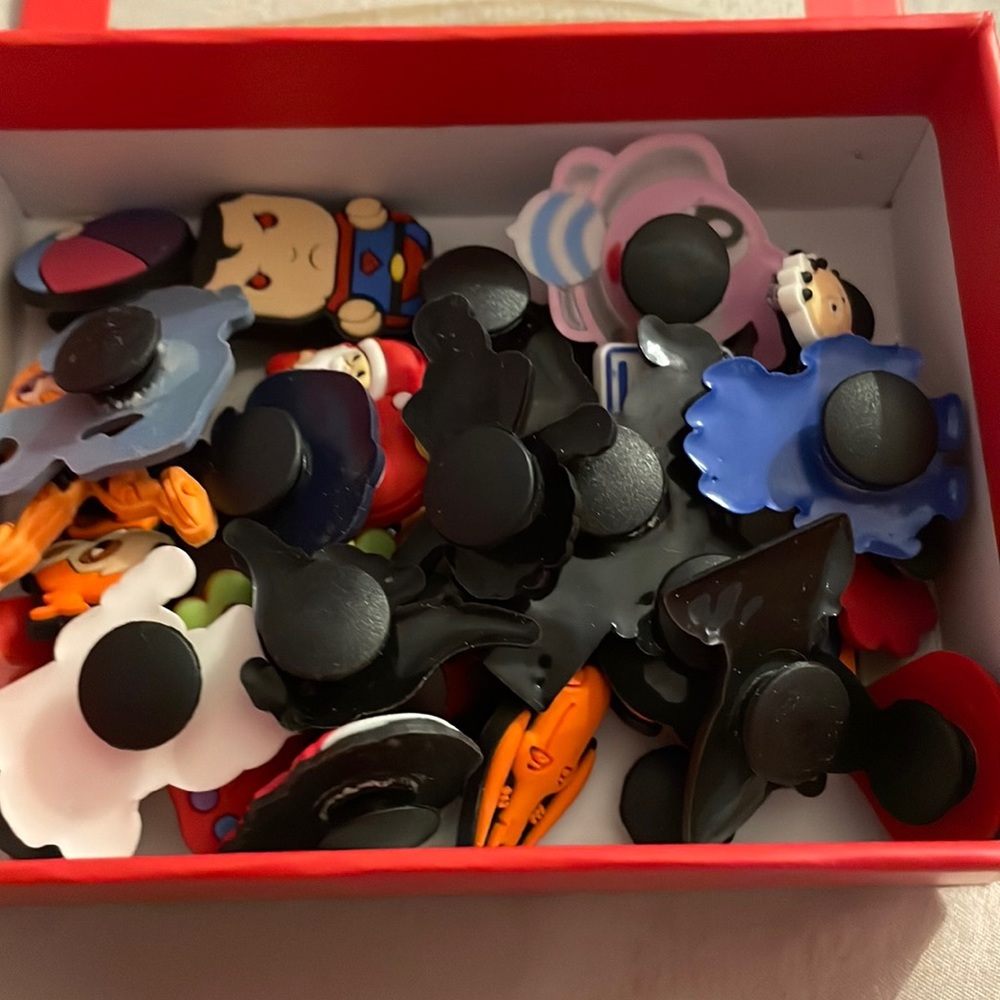 Croc add on charms